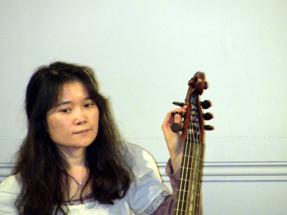 Rutsu Yano 1.jpg - Trio baroque : Rutsu Yano (Basse de viole)